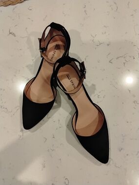 CLEARANCE -- Black Pointed Ankle-Strap Heels
